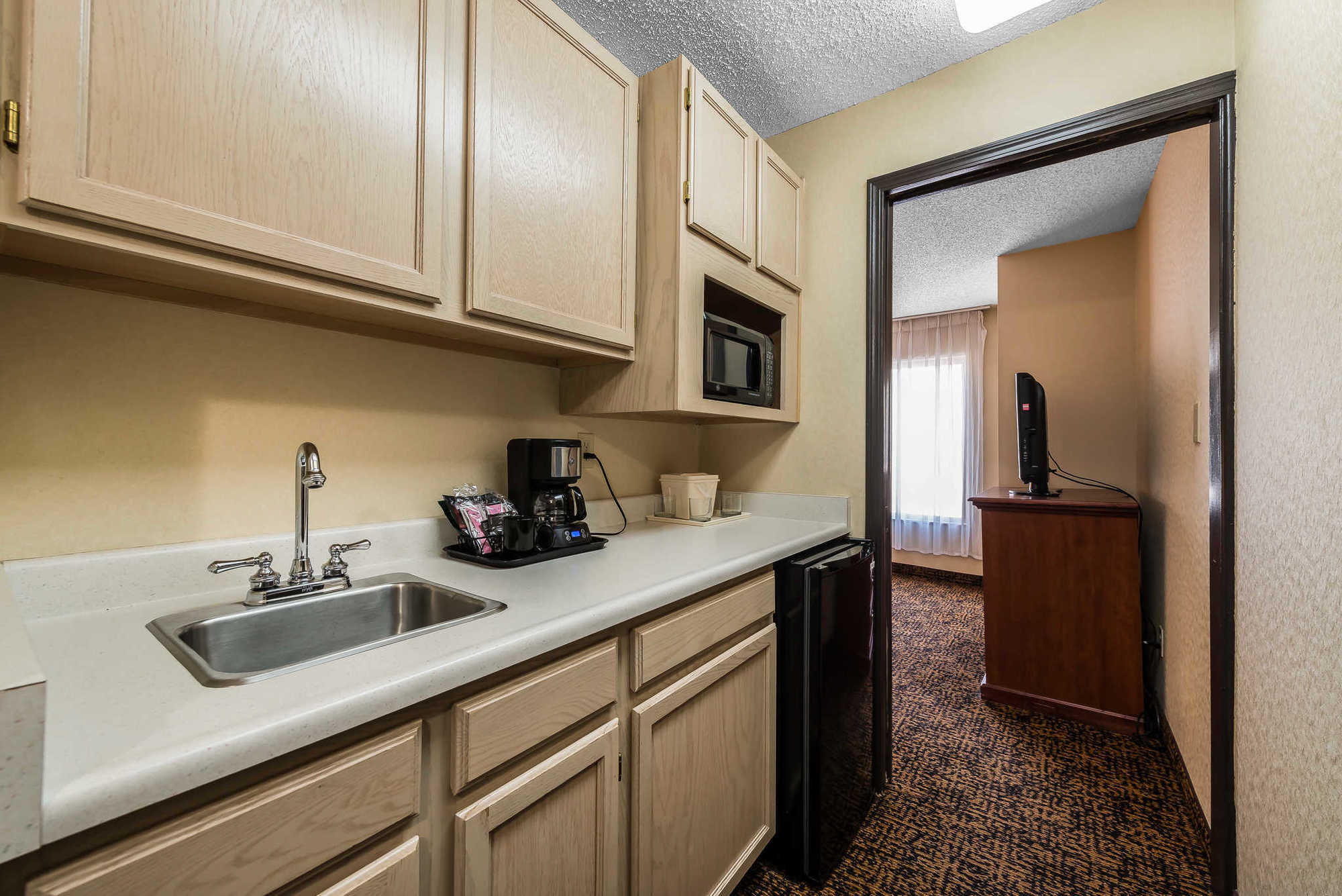 Clarion Hotel & Conference Center Colorado Springs Habitación foto