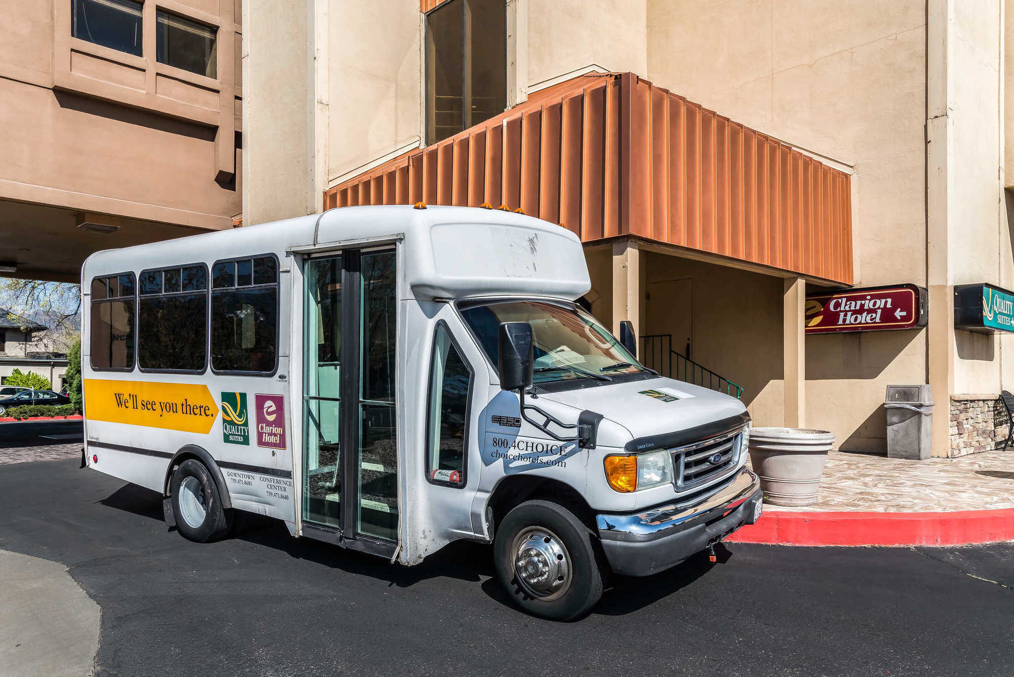 Clarion Hotel & Conference Center Colorado Springs Servicios foto
